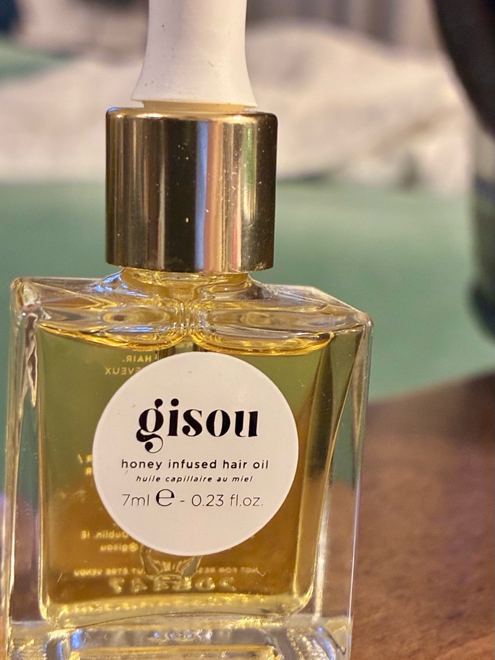 Gisou 
Honey Infused Hair Oil 7ml